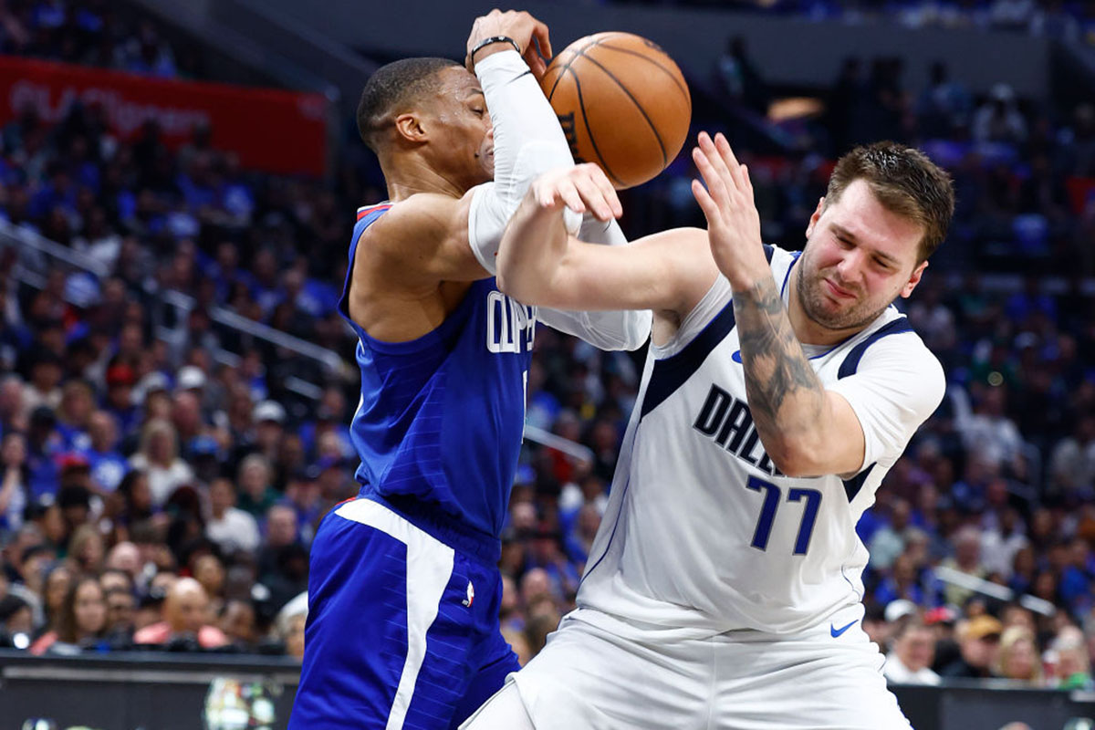 Mavericks Claw Back to Steal Game 2 From Clippers